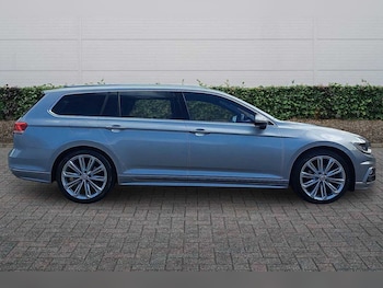 Used Volkswagen Passat 2018 for sale - 78843997: Photo