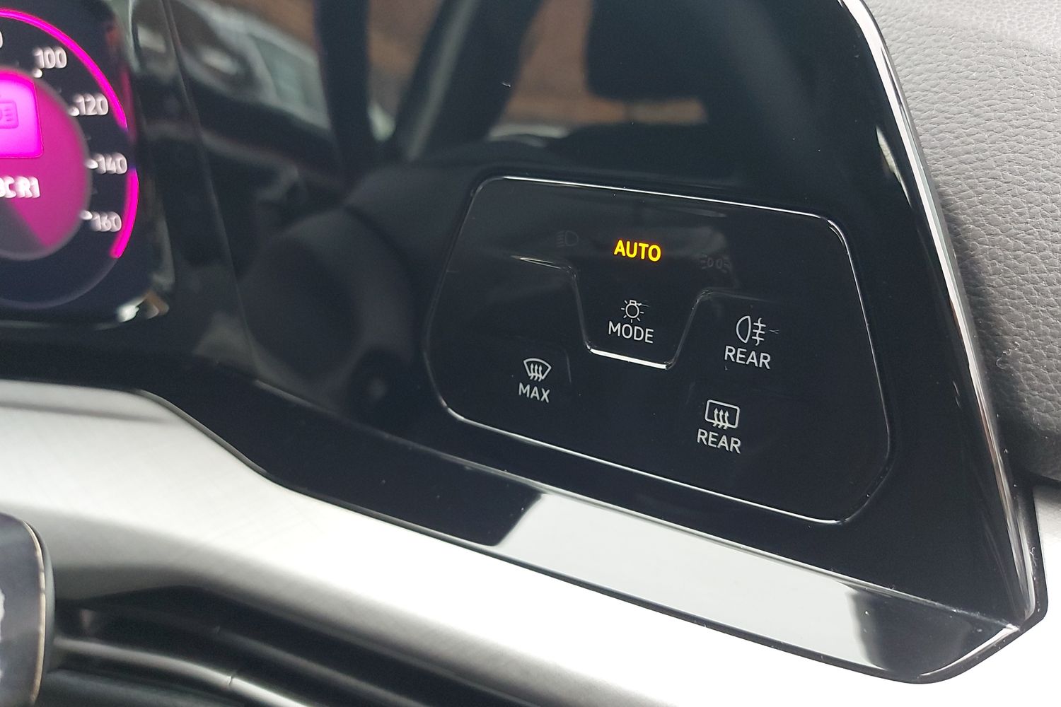 Used Volkswagen Golf 2023 for sale - 77855122: Photo 19