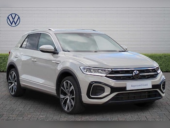 Used Volkswagen T-Roc 2024 for sale - 78901887: Photo