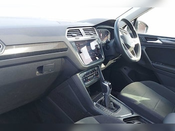 Used Volkswagen Tiguan 2023 for sale - 79159855: Photo