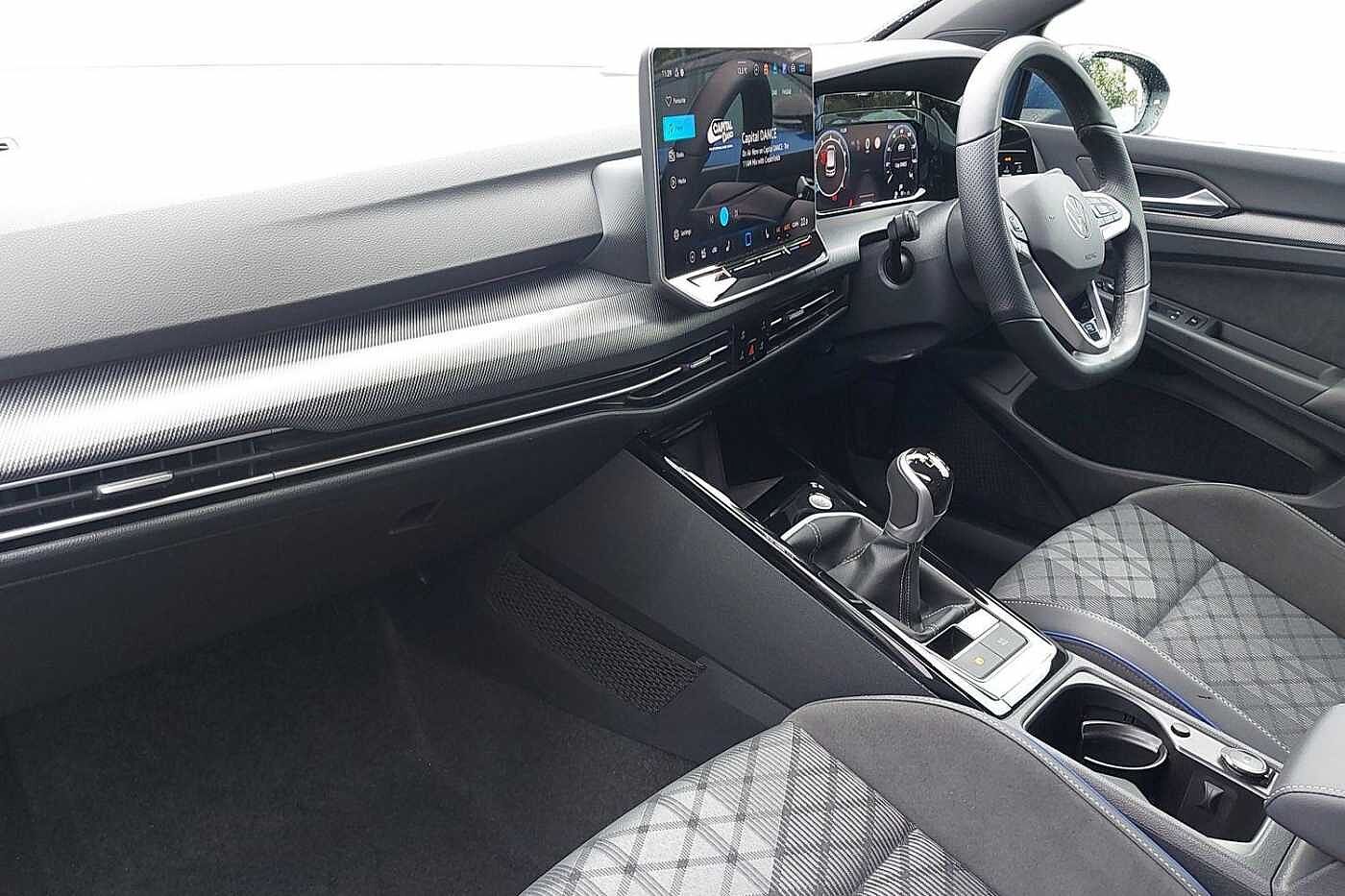 Used Volkswagen Golf 2024 for sale - 77613752: Photo 2