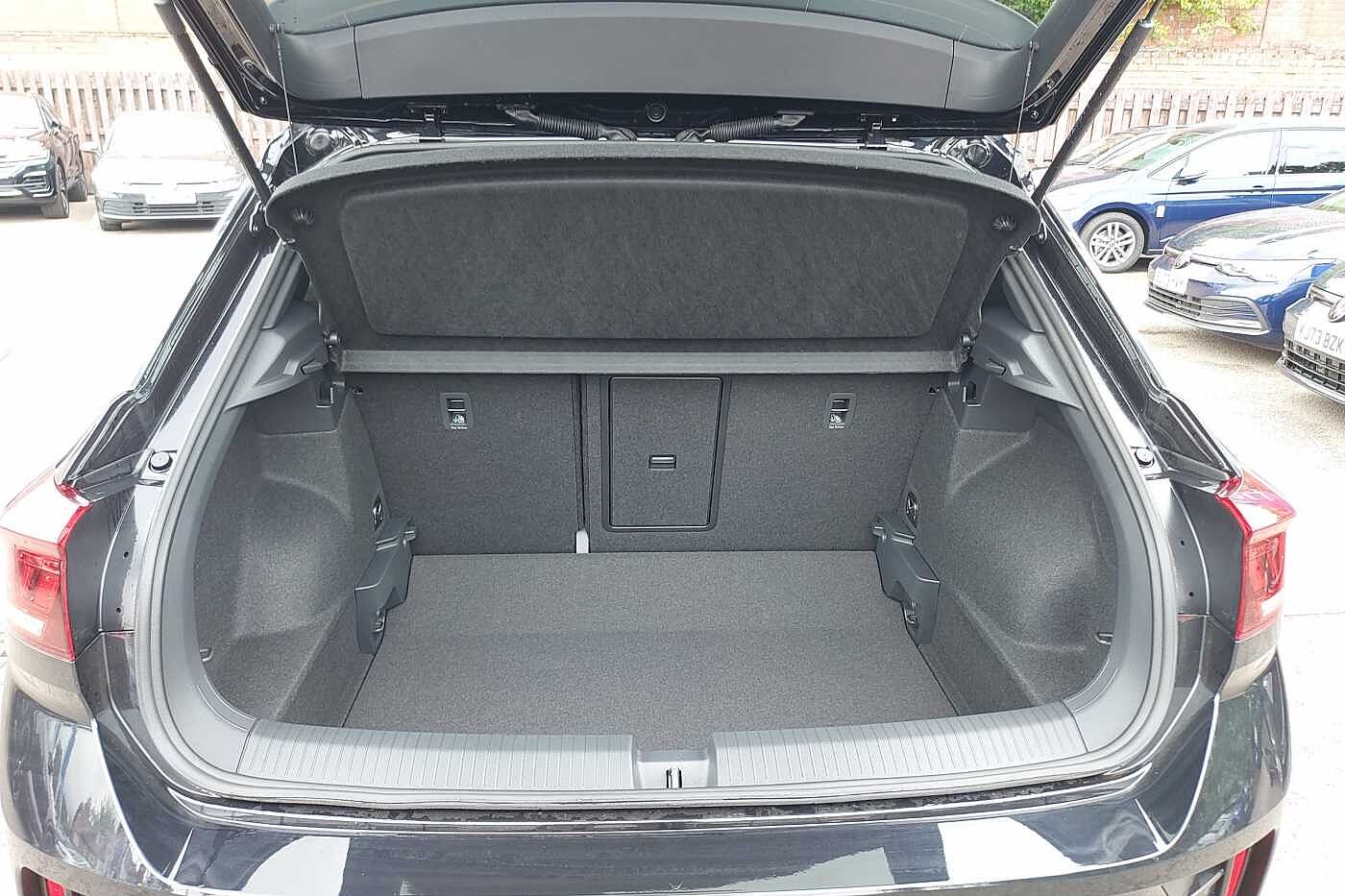 Used Volkswagen T-Roc 2025 for sale - 77177583: Photo 12