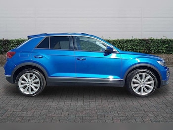 Used Volkswagen T-Roc 2019 for sale - 78008537: Photo