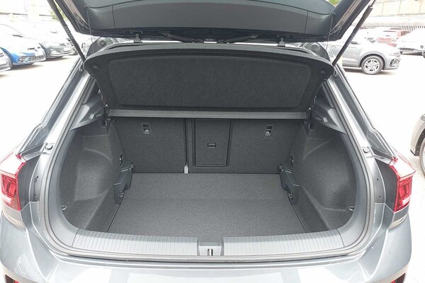 Used Volkswagen T-Roc 2025 for sale - 76110912: Photo 12