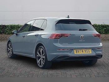 Used Volkswagen Golf 2024 for sale - 79678170: Photo