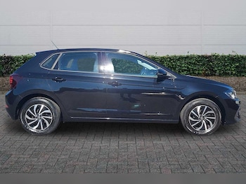 Used Volkswagen Polo 2023 for sale - 79094537: Photo