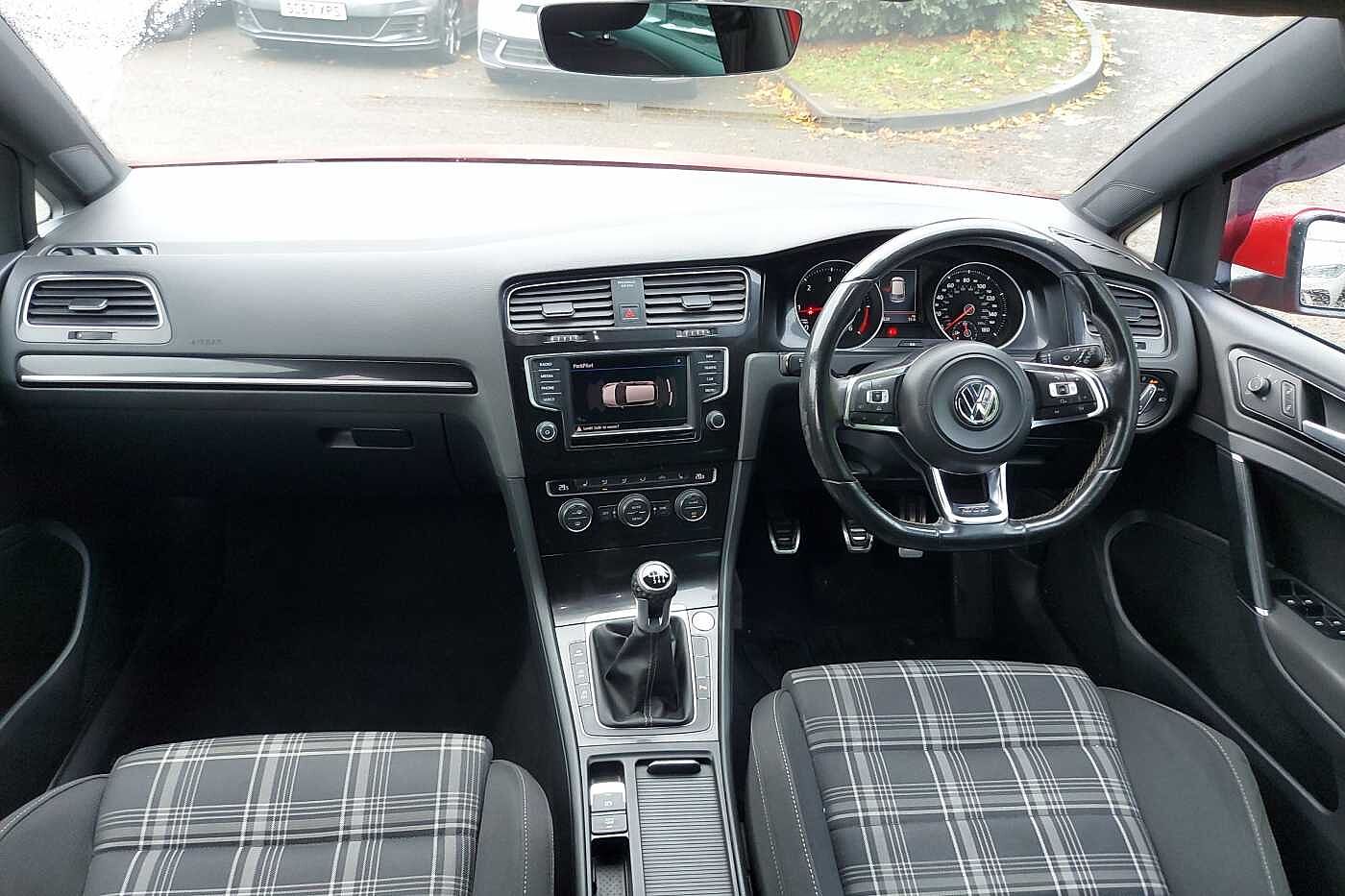 Used Volkswagen Golf 2016 for sale - 76539587: Photo 8