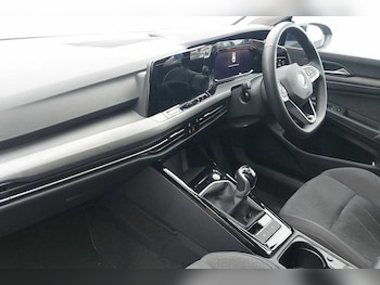 Used Volkswagen Golf 2023 for sale - 77177552: Photo