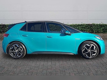 Used Volkswagen ID.3 2021 for sale - 77855126: Photo