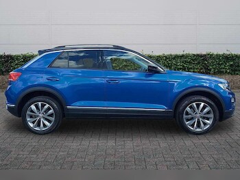 Used Volkswagen T-Roc 2019 for sale - 78449648: Photo