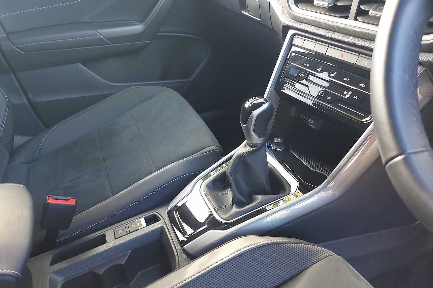 Used Volkswagen T-Roc 2024 for sale - 76110610: Photo 10