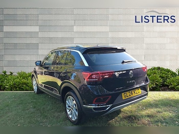 Used Volkswagen T-Roc 2024 for sale - 76110610: Photo 3
