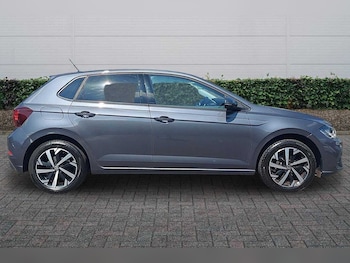 Used Volkswagen Polo 2024 for sale - 79449251: Photo