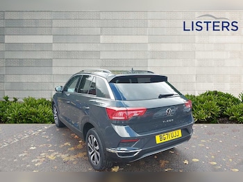 Used Volkswagen T-Roc 2021 for sale - 76419833: Photo