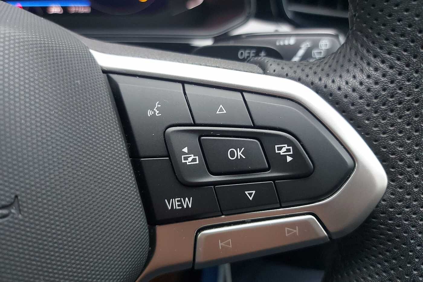 Used Volkswagen T-Roc 2025 for sale - 76241325: Photo 17