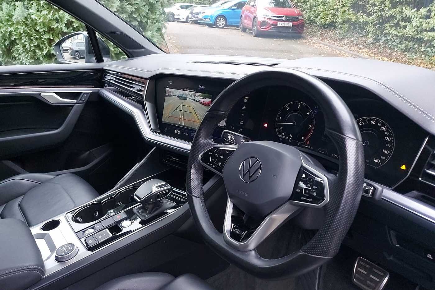 Used Volkswagen Touareg 2021 for sale - 76139674: Photo 6