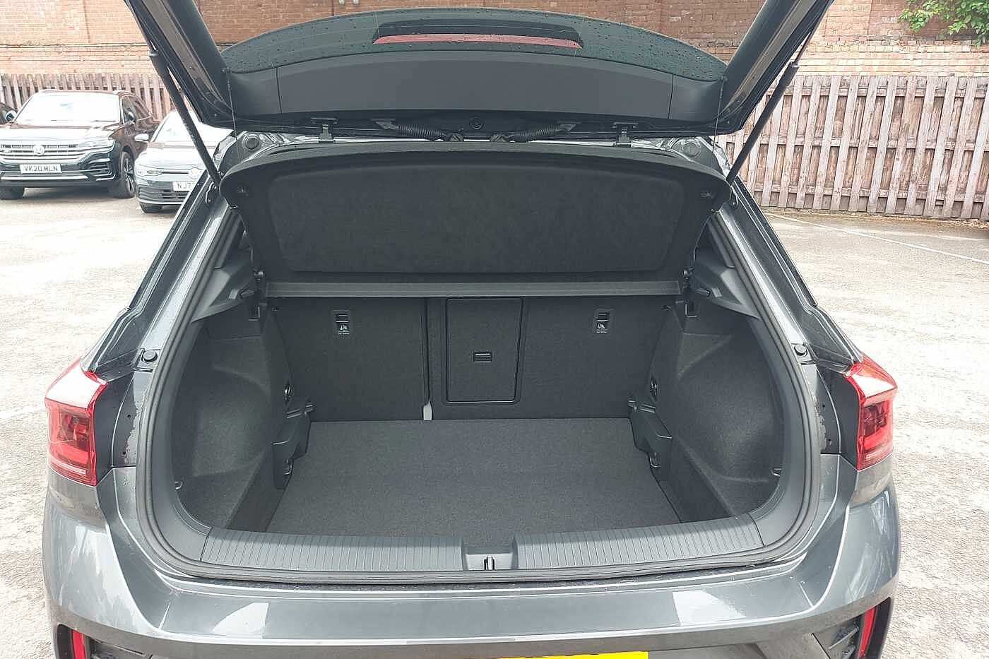 Used Volkswagen T-Roc 2025 for sale - 77177623: Photo 13