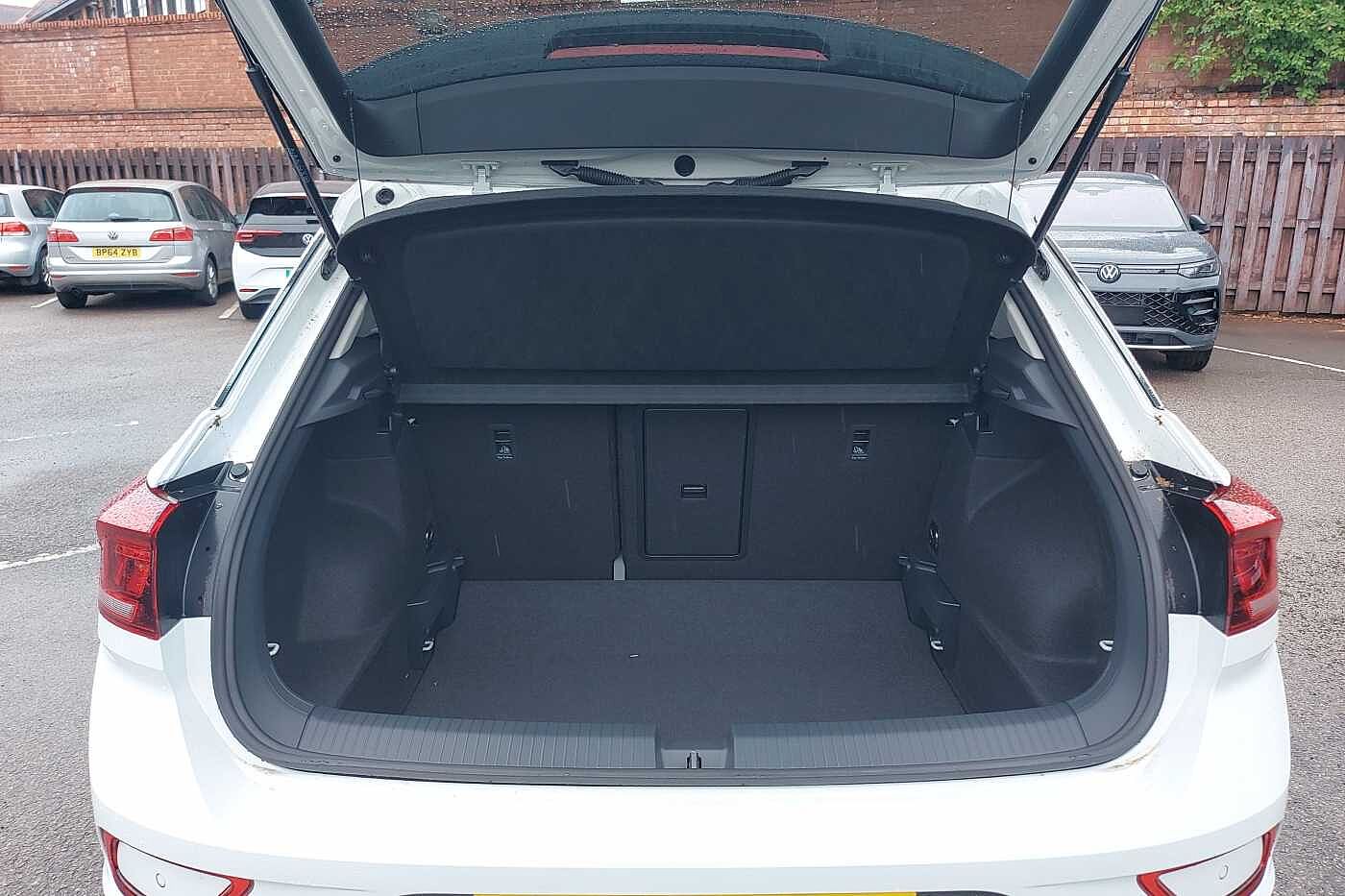 Used Volkswagen T-Roc 2025 for sale - 77177578: Photo 12