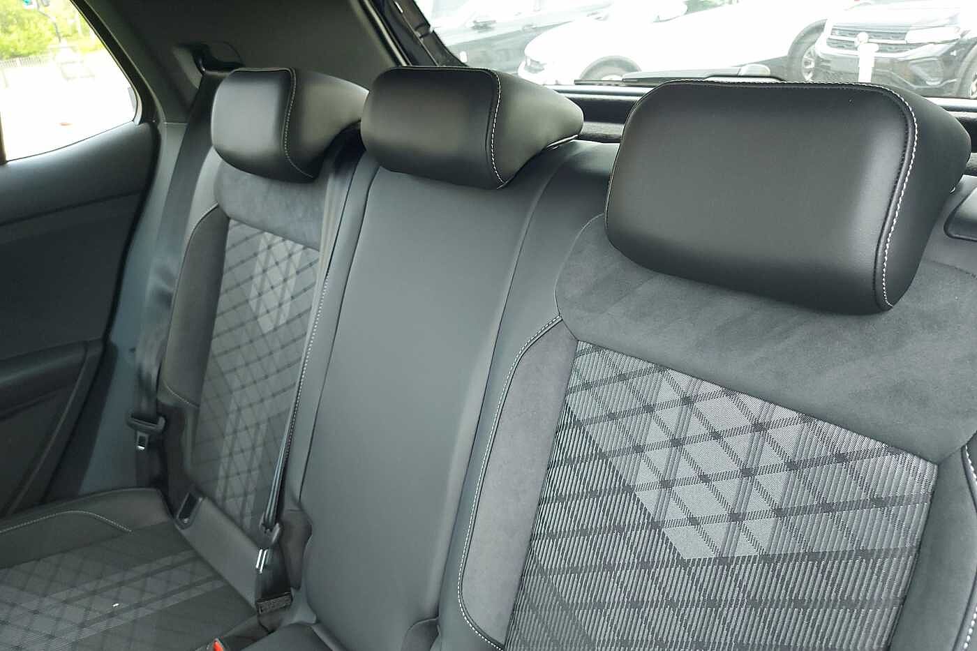 Used Volkswagen T-Cross 2025 for sale - 76110521: Photo 11