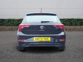 Used Volkswagen Polo 2024 for sale - 77388399: Photo