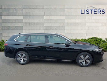 Used Volkswagen Passat 2025 for sale - 76110625: Photo