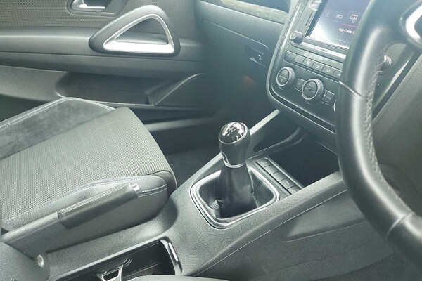 Used Volkswagen Scirocco 2017 for sale - 76111638: Photo 10