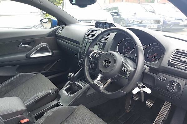 Used Volkswagen Scirocco 2017 for sale - 76111638: Photo 6