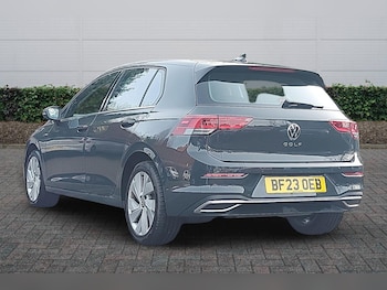 Used Volkswagen Golf 2023 for sale - 77427482: Photo