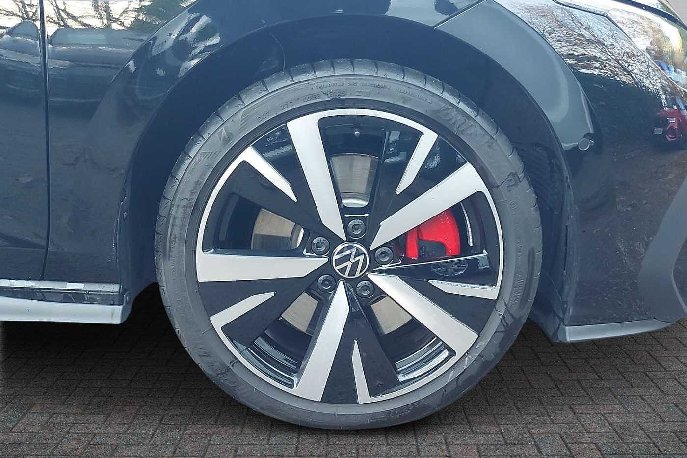 Used Volkswagen Golf 2025 for sale - 77307136: Photo 5