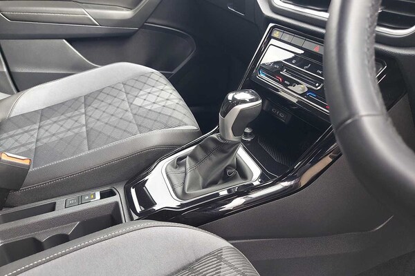 Used Volkswagen T-Roc 2023 for sale - 76110793: Photo 10