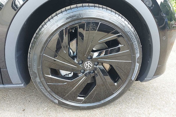 Used Volkswagen ID.4 2025 for sale - 76202282: Photo 5