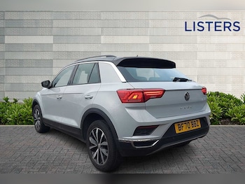 Used Volkswagen T-Roc 2020 for sale - 76800355: Photo