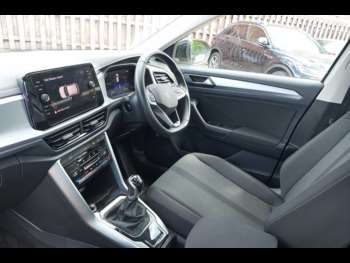 Used Volkswagen T-Roc 2023 for sale - 75031753: Photo
