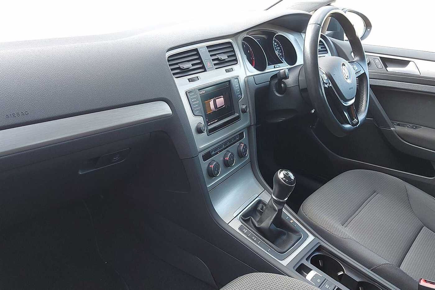 Used Volkswagen Golf 2016 for sale - 78021775: Photo 2