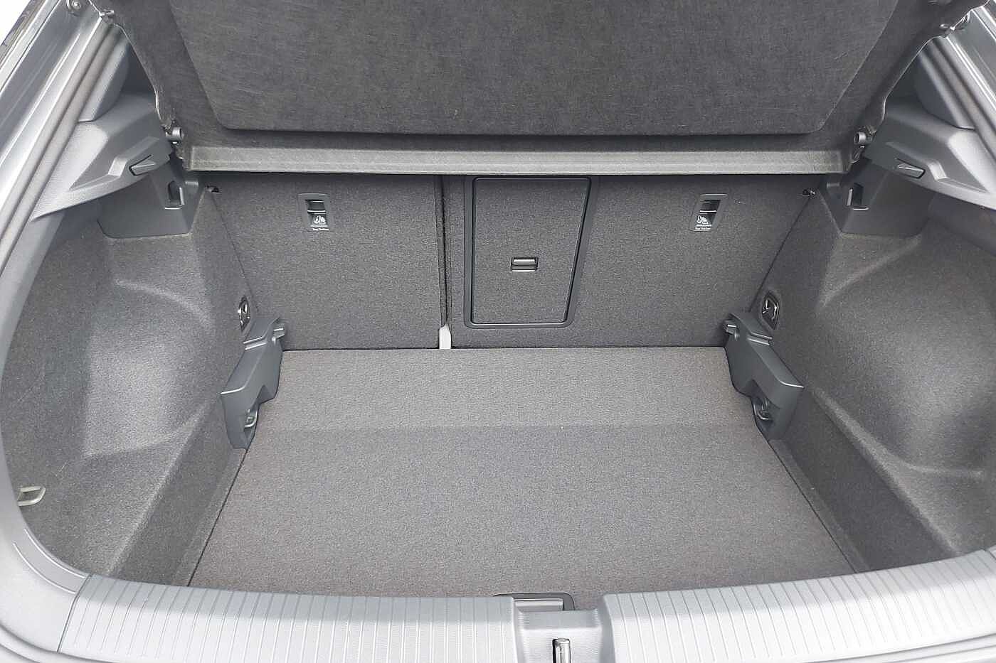 Used Volkswagen T-Roc 2025 for sale - 77177604: Photo 13