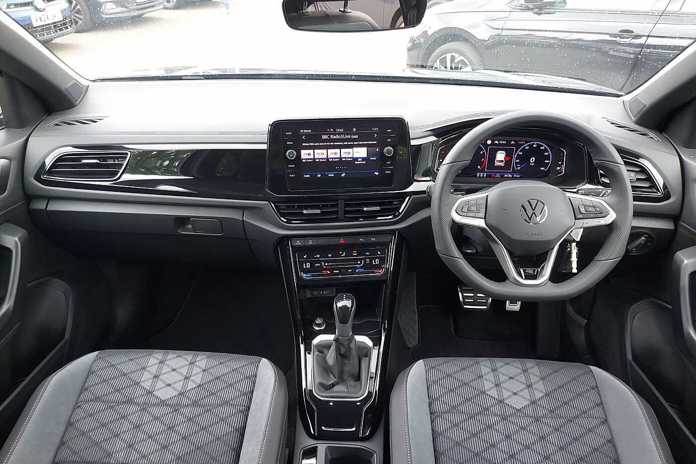 Used Volkswagen T-Roc 2025 for sale - 77177604: Photo 8