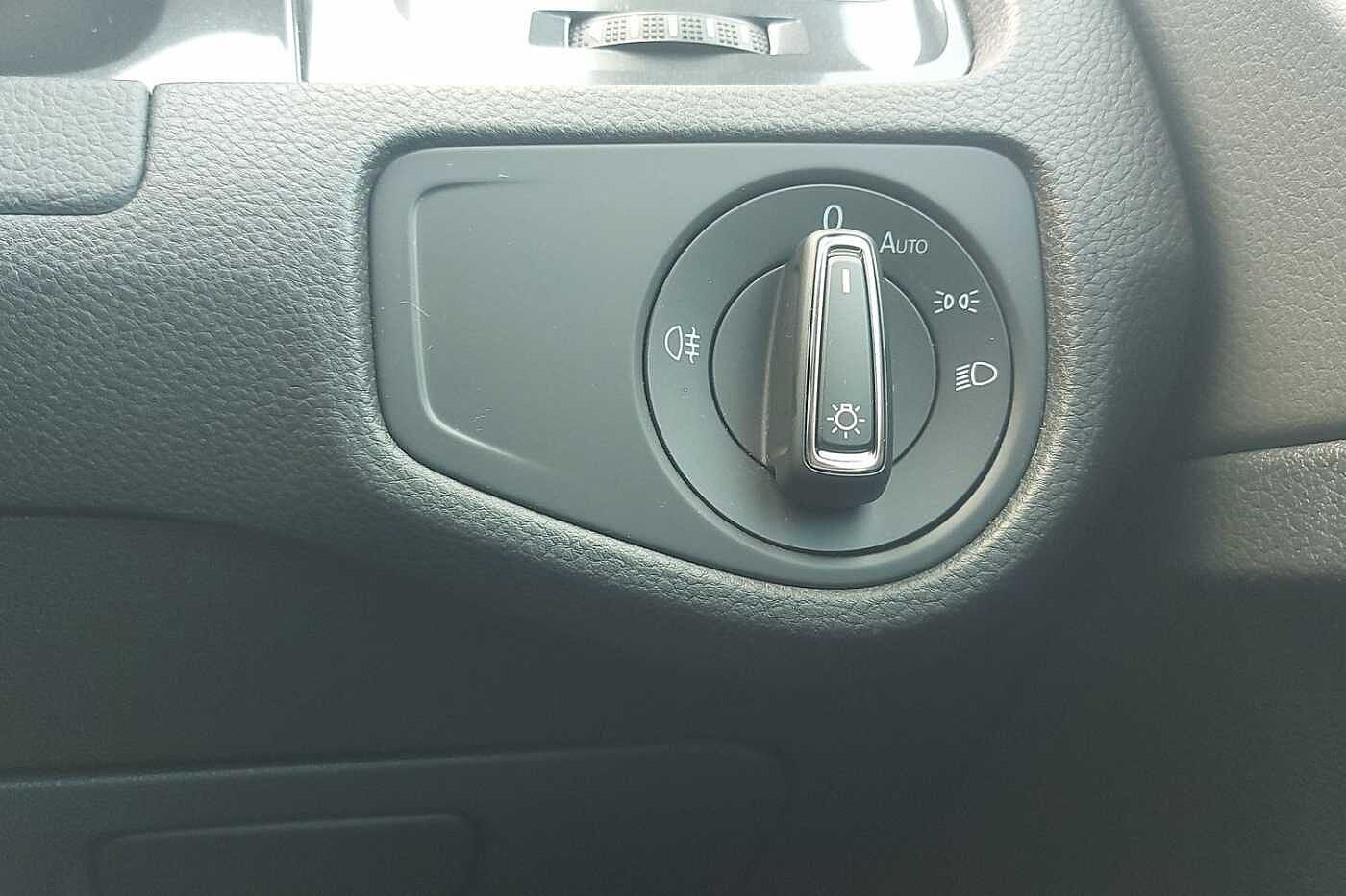 Used Volkswagen Golf 2018 for sale - 77176762: Photo 19