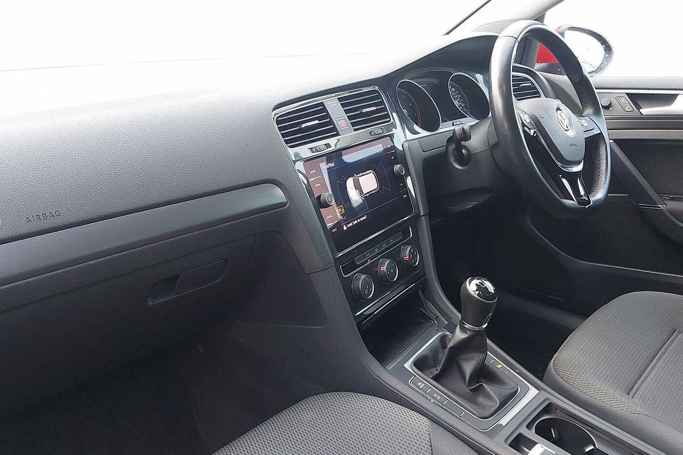 Used Volkswagen Golf 2018 for sale - 77176762: Photo 2