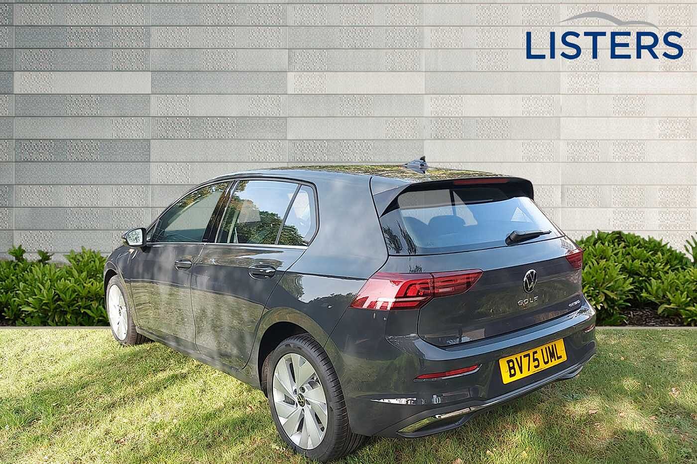 Used Volkswagen Golf 2025 for sale - 76110697: Photo 3