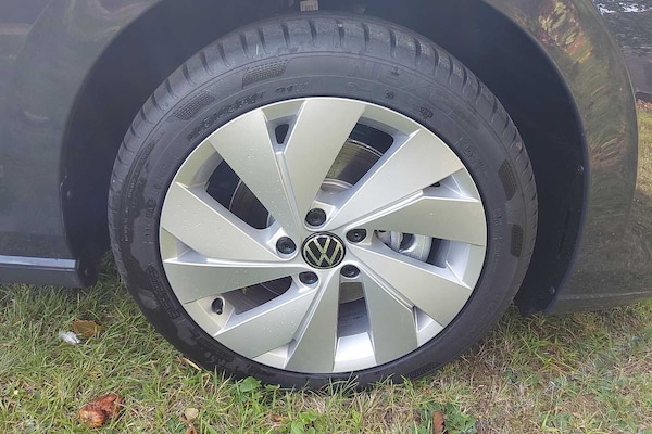 Used Volkswagen Golf 2025 for sale - 76110697: Photo 5