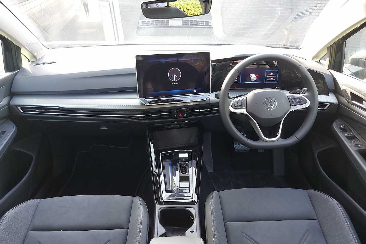 Used Volkswagen Golf 2025 for sale - 76110697: Photo 8