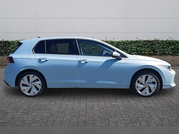 Used Volkswagen Golf 2025 for sale - 79035052: Photo