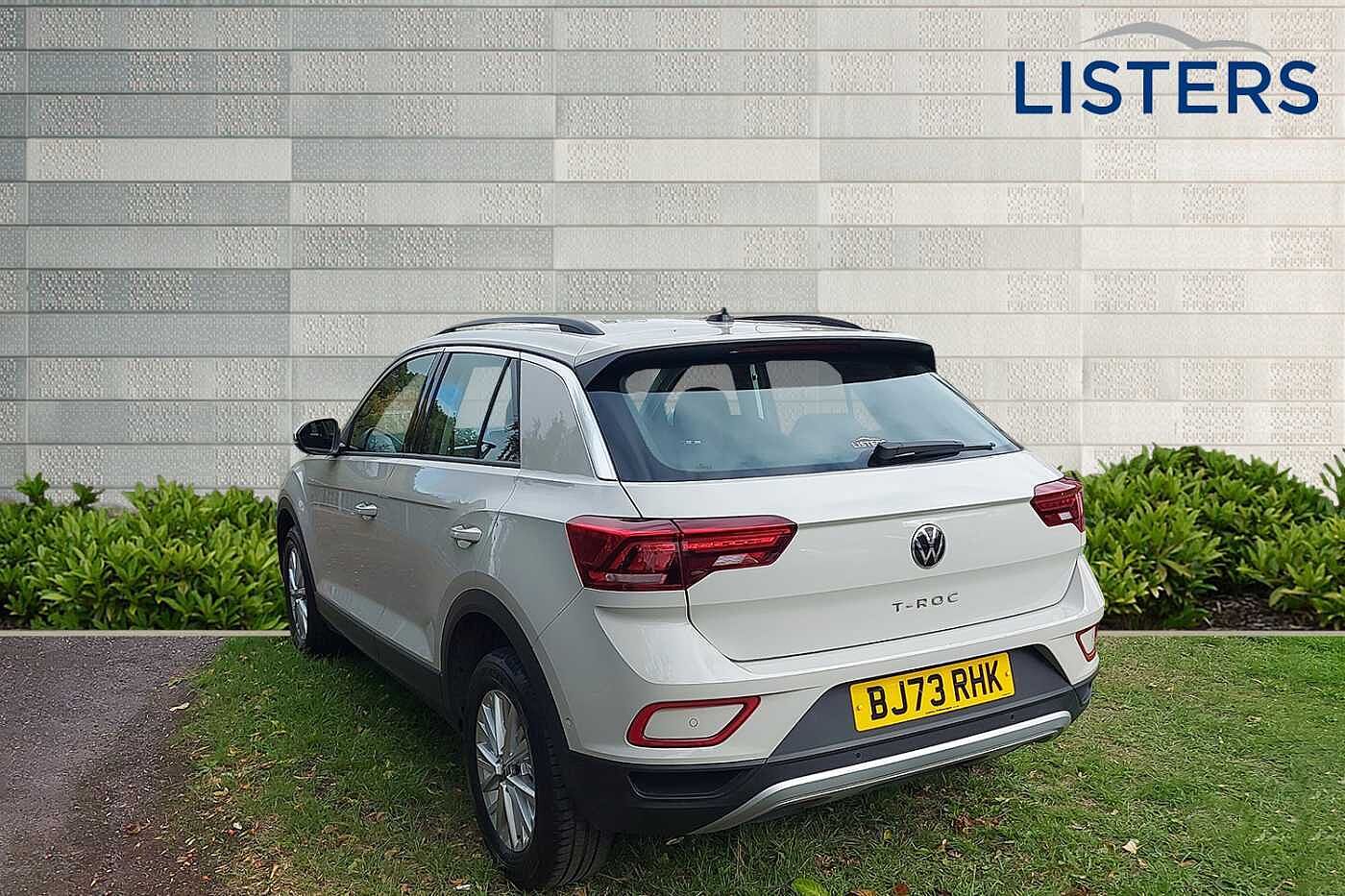 Used Volkswagen T-Roc 2023 for sale - 77613754: Photo 3