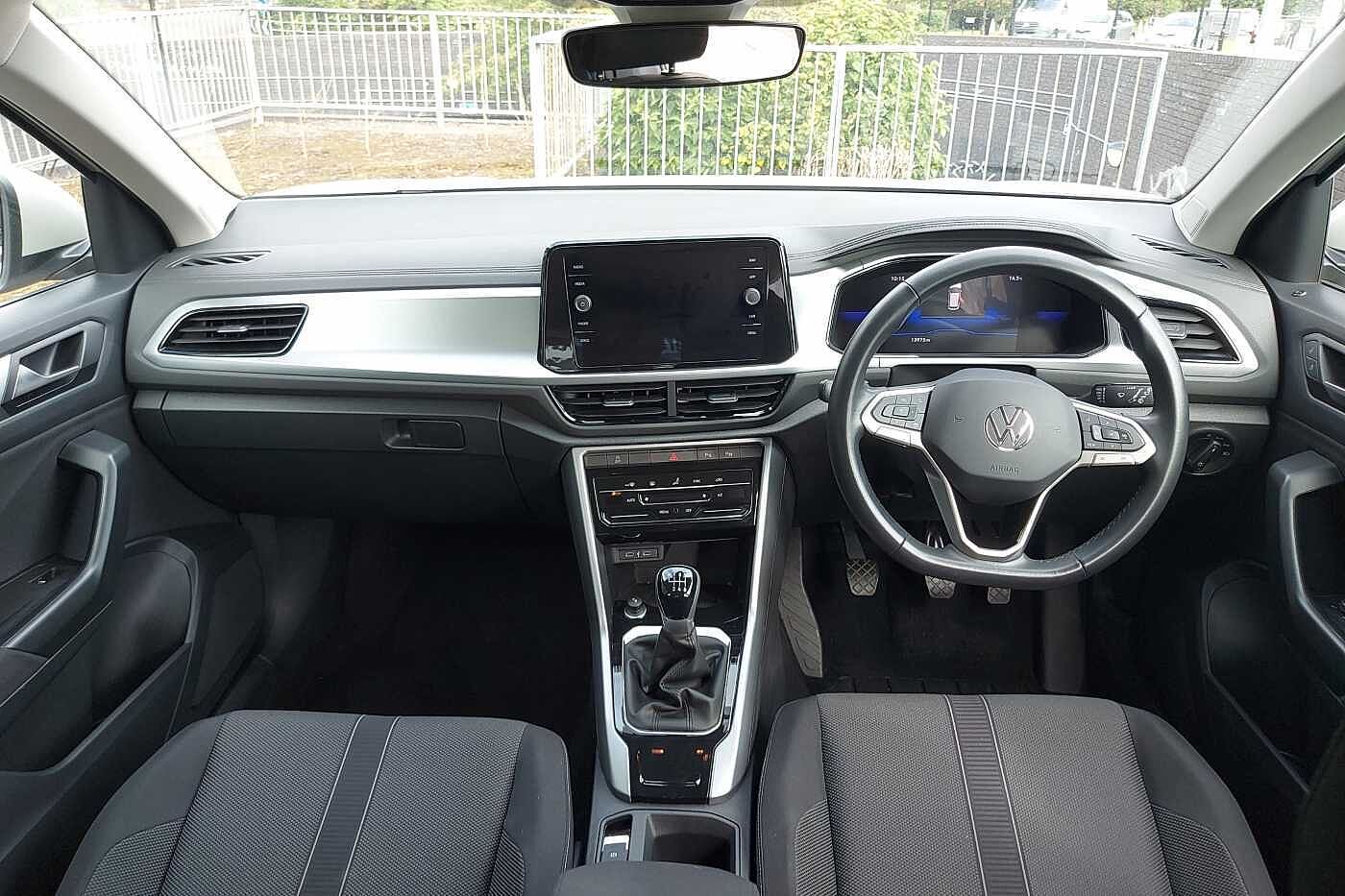 Used Volkswagen T-Roc 2023 for sale - 77613754: Photo 8