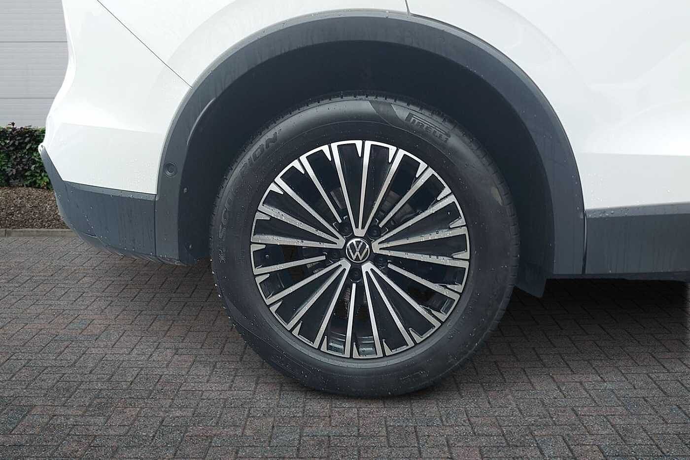 Used Volkswagen Tiguan 2024 for sale - 77388421: Photo 5