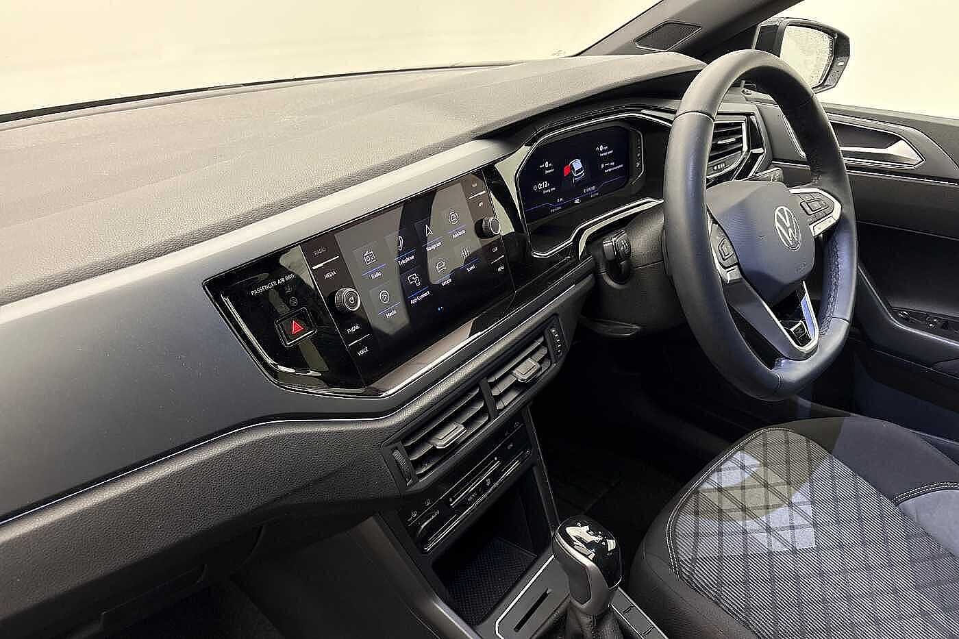 Used Volkswagen Polo 2024 for sale - 76474537: Photo 2