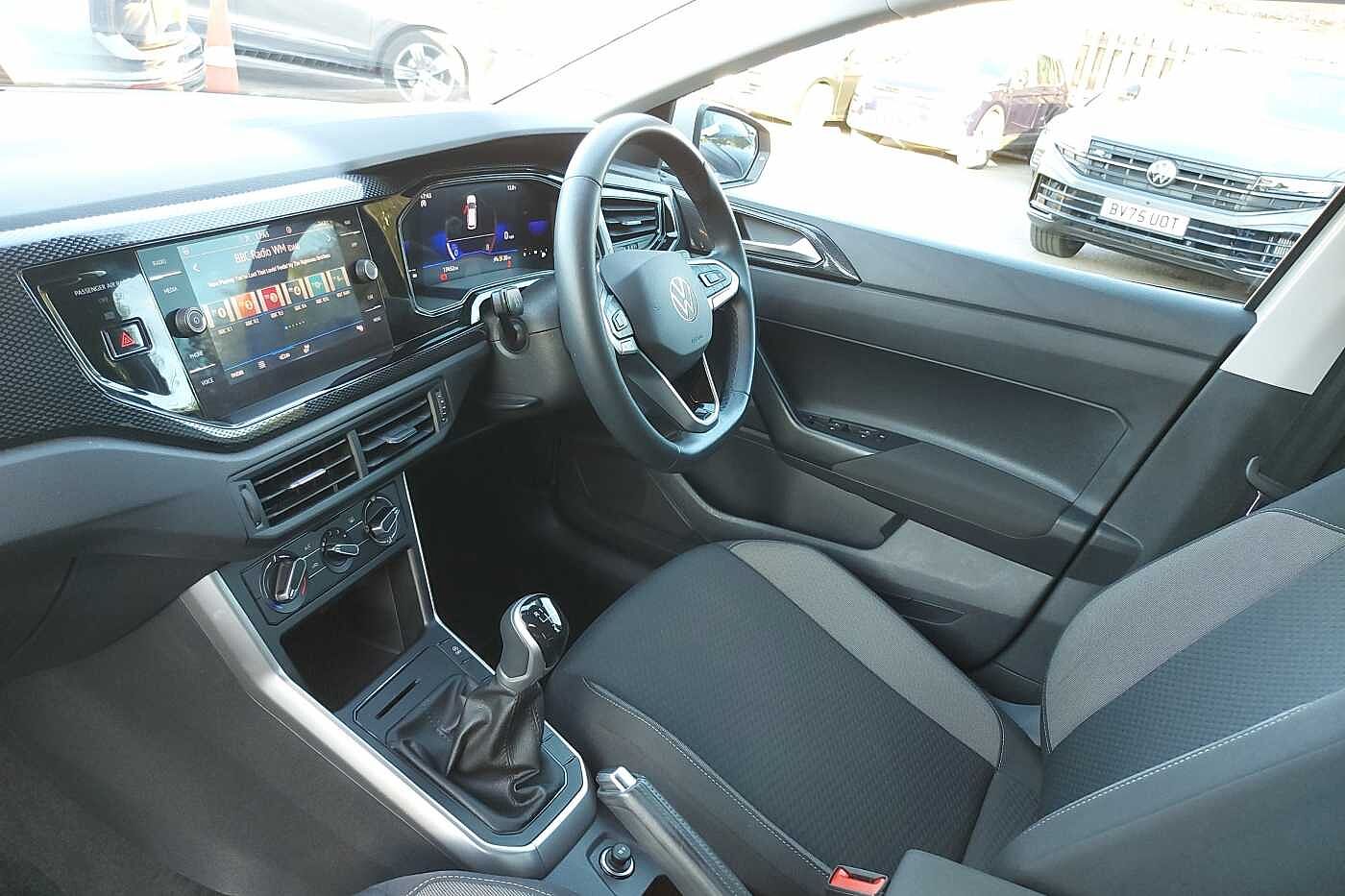 Used Volkswagen Polo 2023 for sale - 76111018: Photo 2