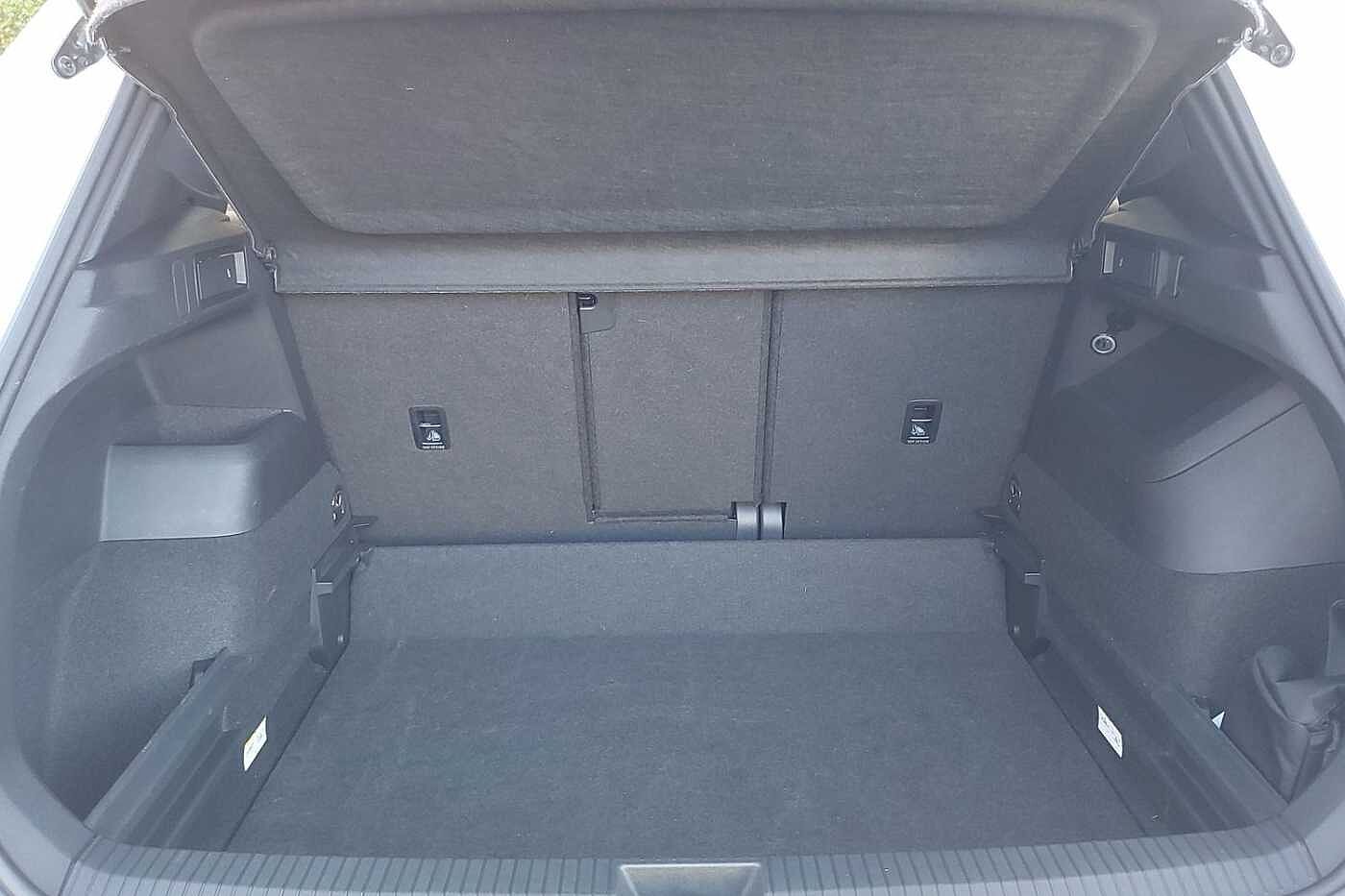 Used Volkswagen Tiguan 2024 for sale - 77060105: Photo 11