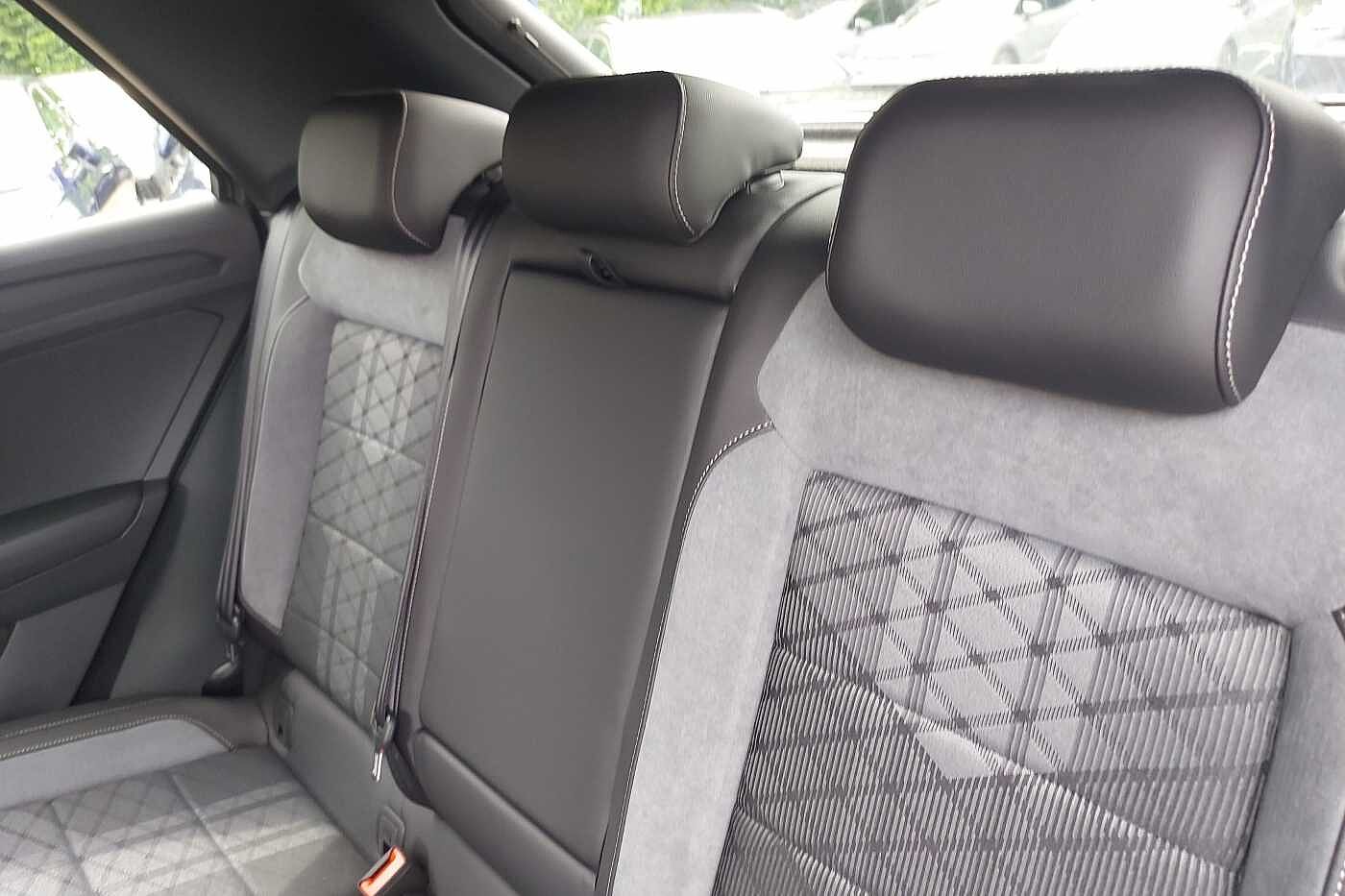 Used Volkswagen T-Roc 2025 for sale - 76111056: Photo 12