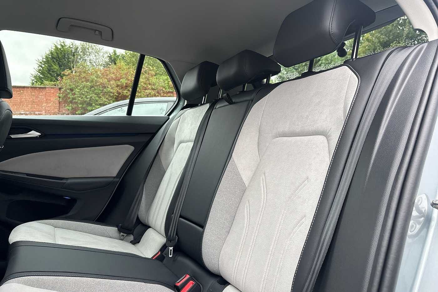 Used Volkswagen Golf 2025 for sale - 77177189: Photo 11